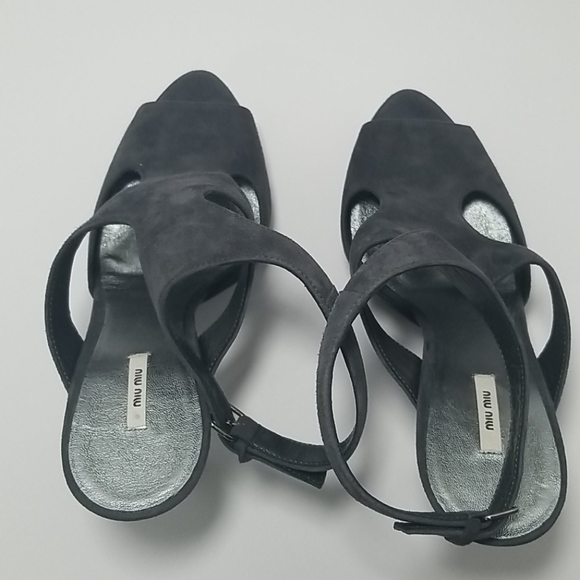 Miu Miu Grey Suede Platform Strappy Heels - Picture 5 of 8